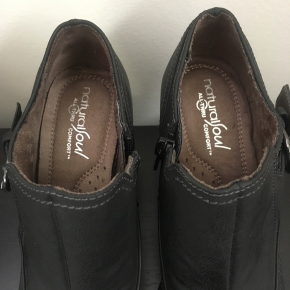 Black ankle booties - Picture 6 of 6